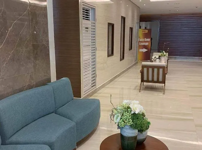 Ocean View In Pasay Near Moa, Picc World Trade